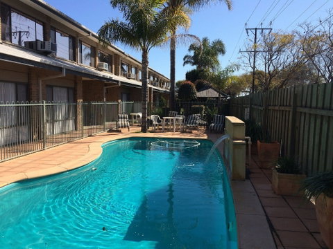 Marion Motel And Apartments - Australian Directory 1