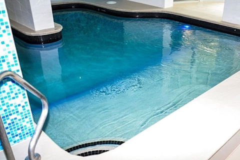 Zenith Ocean Front Apartments - Australian Directory 2