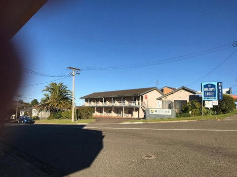 Holiday Lodge Motor Inn - Australian Directory 1