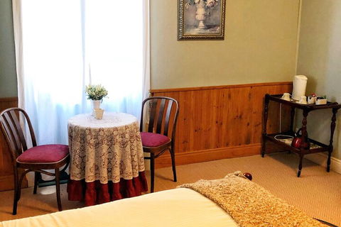 Victoria & Albert Guesthouse - Australian Directory 7