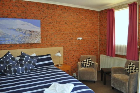 Merrijig Motor Inn Resort - Australian Directory 6