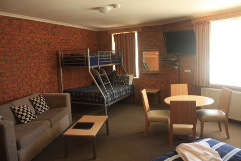 Merrijig Motor Inn Resort - Australian Directory 4