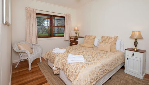 Crystal Creek Meadows Luxury Cottages - Australian Directory 5