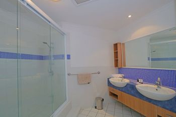 Pacific Royale Penthouse 311 - Australian Directory 2