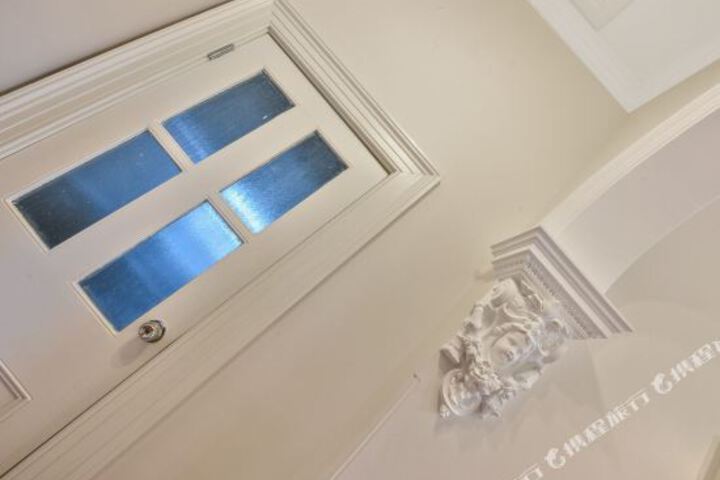  Australian Directory