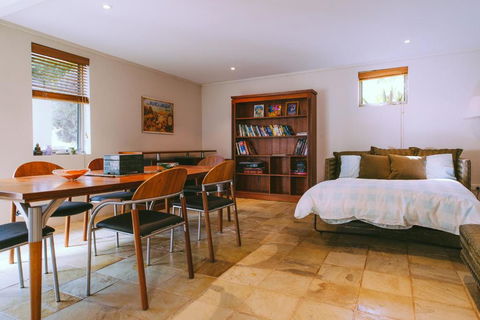 The Princess House - Australian Directory 5