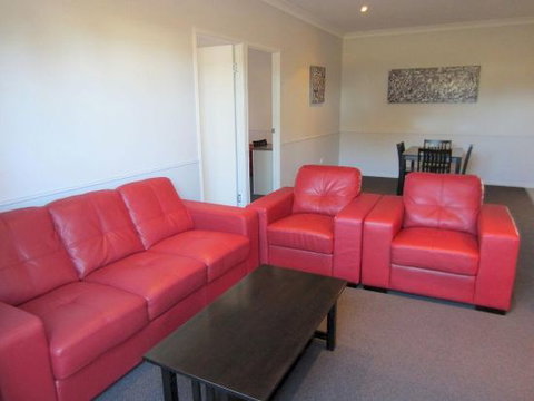 Mas Country Roma Inland Motor Inn - Australian Directory 5