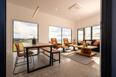 The Cove Tasmania - Australian Directory 1