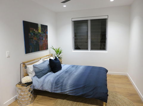 Bondi Blue - Australian Directory 6