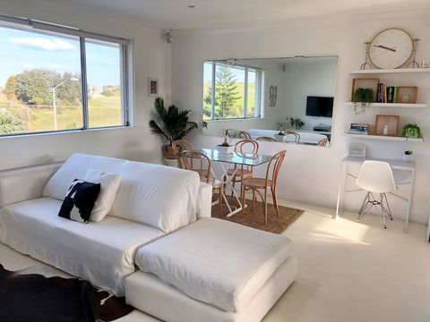 Bondi Beach Getaway - Australian Directory 4