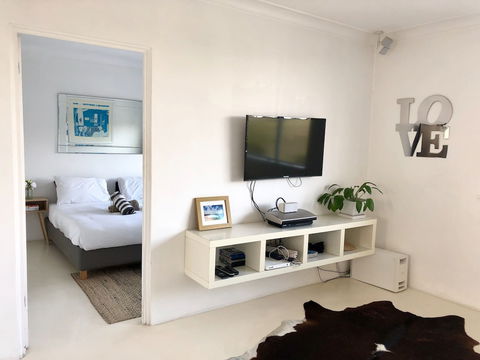 Bondi Beach Getaway - Australian Directory 2