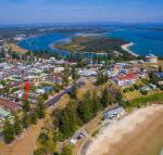 Seaspray Unit 7 straight across the road from Main Beach Yamba - Australian Directory