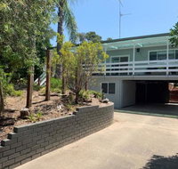 DRIFTAWAY ACROSS FROM SURF BEACH - Australian Directory