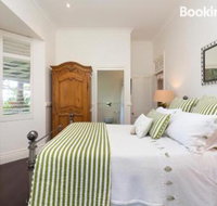 Sunrise at Sanquar Noosa Hinterland - Australian Directory