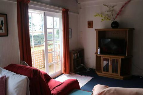 Wind Song Mountain Retreat - Australian Directory 0