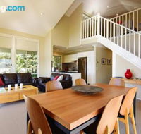 Hillcrest Spectacular views - Australian Directory
