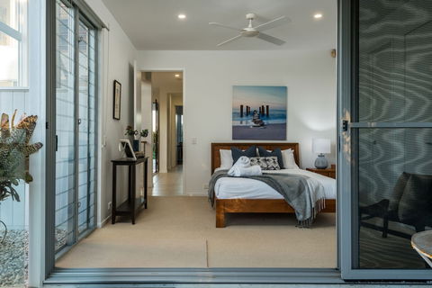 Sunshine Coast White House - Australian Directory 4