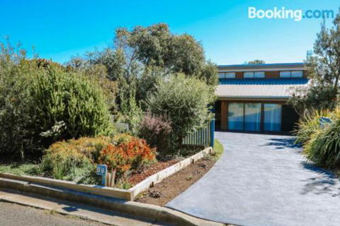 Banksia Beach House - Australian Directory 5