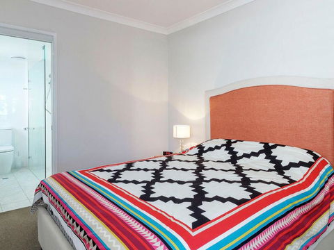 Across The Road From The Beach! - Australian Directory 1