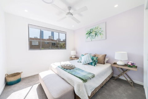 GC Private Homes - Waterfront Villas - Australian Directory 3