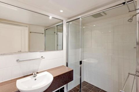 Baden 74 Rainbow Shores Top Floor Air Conditioned Unit Walk To Beach - Australian Directory 4