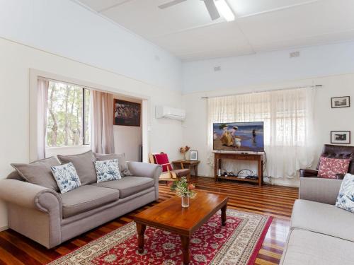 Shoal Bay NSW Australian Directory