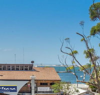 303 The Shoal 4 8 Bullecourt Street Air Conditioning WIFI Netflix Views Linen  Lift - Australian Directory