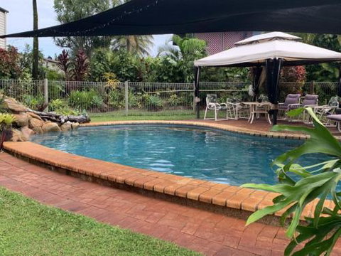 Ocean Breeze - Australian Directory 6