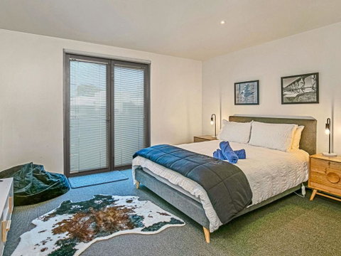 Saltwater Haven - Australian Directory 6