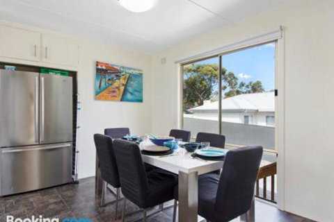 EdAn Beachhouse 21 Laronde - Australian Directory 2