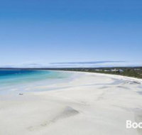 A One One Two at Island Beach - Australian Directory