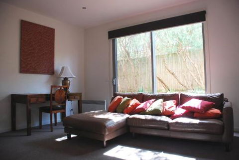 SURF Side SECRET INVERLOCH - Australian Directory 1