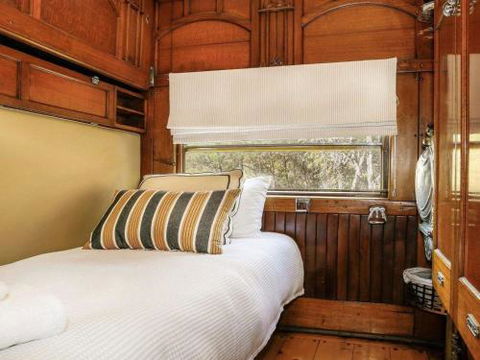 THE ANGAS CARRIAGE Alpine Southern Highlands 4pm Check Out On Sundays - Australian Directory 3