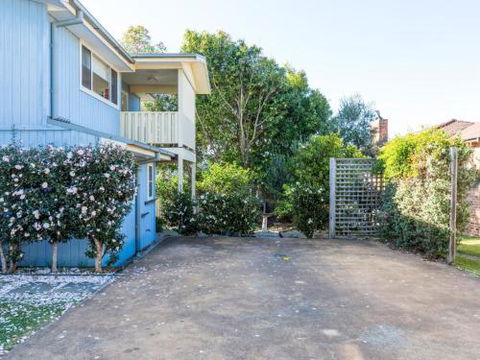 Hyams Seaside Apartment 4pm Check Out Sundays - Australian Directory 2