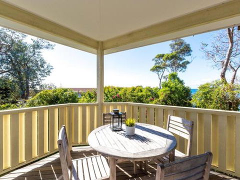 Hyams Seaside Apartment 4pm Check Out Sundays - Australian Directory 5