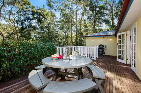 Hilldo Lovely Mountainside Accommodation - Australian Directory 2