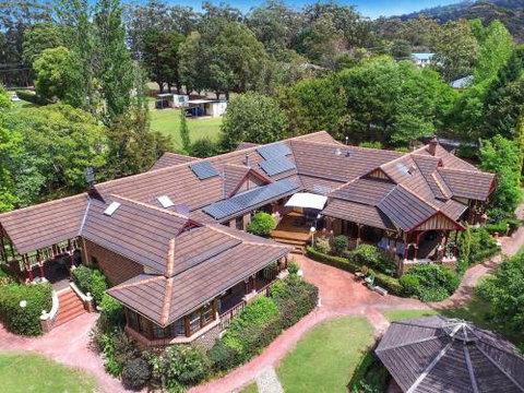 THE ELMS Berry Berry & Surrounds 4pm Check Out Sundays - Australian Directory 4