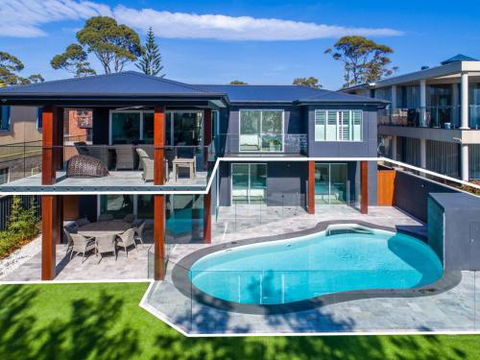 Vukeville Beachfront Luxury With Pool 4pm Check Out Sundays - Australian Directory 0