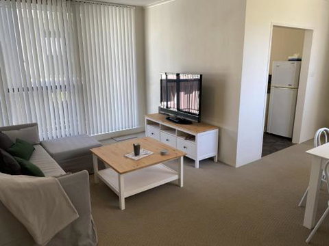 Flynns Retreat Everard Street - Australian Directory 6