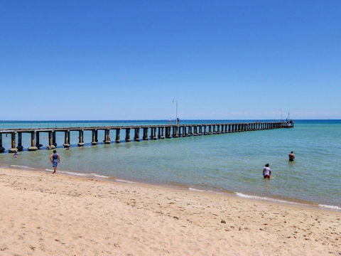 Rosalea By The Bay - Australian Directory 2