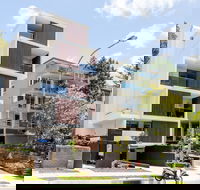 Urban Rest - The Azure Bondi - Australian Directory