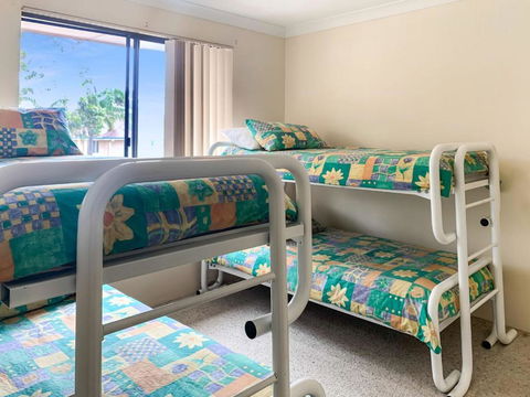 Fairburn Apartment 6 - Australian Directory 3