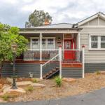 Vintage Charm On St. Leonards - Australian Directory 0