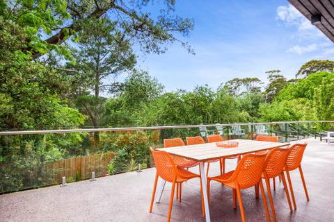 Villa Locarno - Australian Directory 3