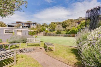 Sorrento Retreat - Australian Directory 4