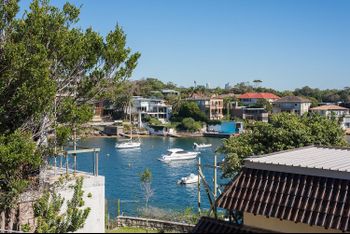 Stylish 2 Bdr Overlooking Parsley Bay H379 - Australian Directory 2