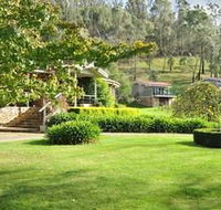 Araluen Lodge  Villas - Australian Directory