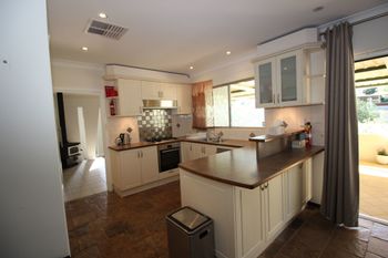 Swan View Family Home - Australian Directory 5