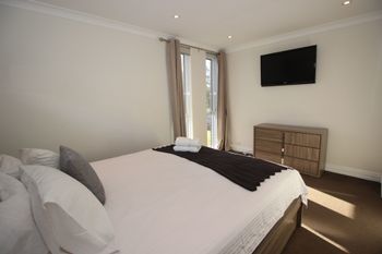 Swan View Family Home - Australian Directory 3