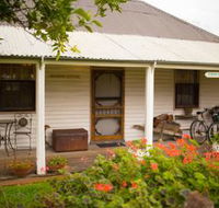 Davidsons Cottage - Australian Directory